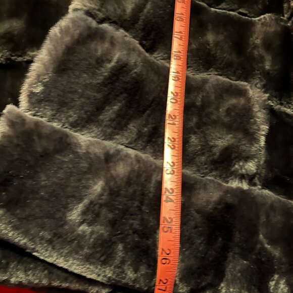 Waist-length Faux Fur Coat - Picture 8 of 12